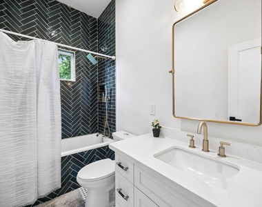 2614 Noble Street - Photo Thumbnail 12