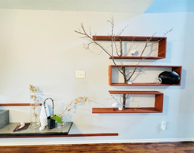 11927 W Vita Circle - Photo Thumbnail 9