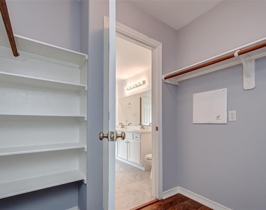 11927 W Vita Circle - Photo Thumbnail 28
