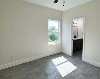 4315 Plaag - Photo Thumbnail 10