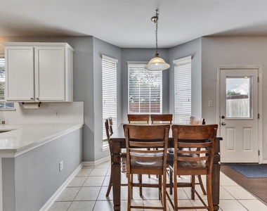 2303 Megellan Point Ln Lane - Photo Thumbnail 11