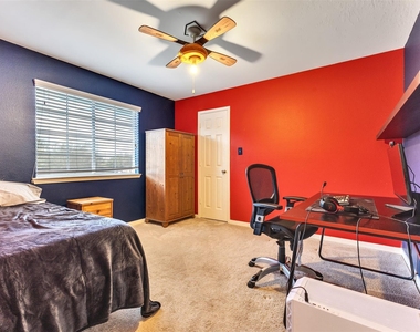 2303 Megellan Point Ln Lane - Photo Thumbnail 21