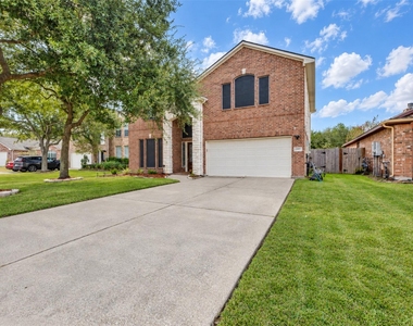 2303 Megellan Point Ln Lane - Photo Thumbnail 1