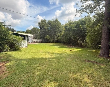 8432 Garland Street - Photo Thumbnail 12