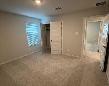 2127 Rawls Ranch Ct - Photo Thumbnail 21