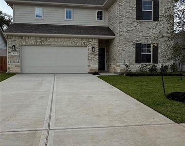 2127 Rawls Ranch Ct - Photo Thumbnail 2