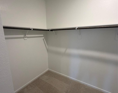 2127 Rawls Ranch Ct - Photo Thumbnail 13