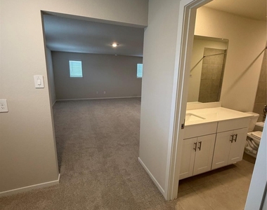 2127 Rawls Ranch Ct - Photo Thumbnail 25