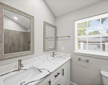 7221 Evans Street - Photo Thumbnail 15