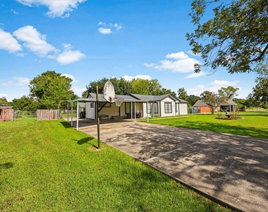 7221 Evans Street - Photo Thumbnail 1