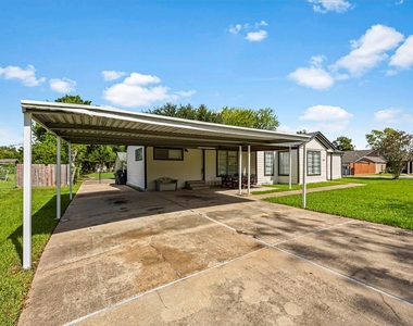 7221 Evans Street - Photo Thumbnail 2