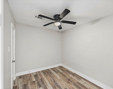 7221 Evans Street - Photo Thumbnail 18