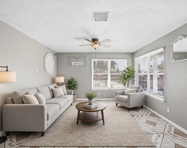 5306 Jewel Street - Photo Thumbnail 5