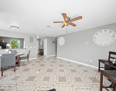 5306 Jewel Street - Photo Thumbnail 9