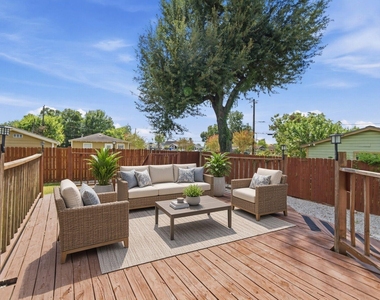 5306 Jewel Street - Photo Thumbnail 33