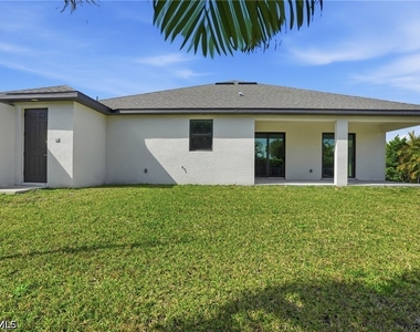 2303 Nw 18th Place - Photo Thumbnail 35