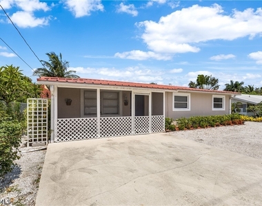 2191 Thomasson Drive - Photo Thumbnail 1