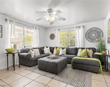 2191 Thomasson Drive - Photo Thumbnail 4