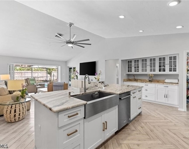 2467 Pine Woods Circle - Photo Thumbnail 16