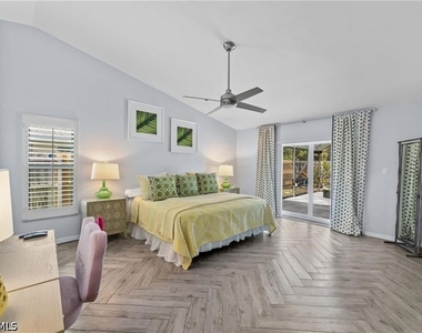 2467 Pine Woods Circle - Photo Thumbnail 23