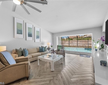 2467 Pine Woods Circle - Photo Thumbnail 35