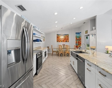 2467 Pine Woods Circle - Photo Thumbnail 36