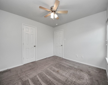 16692 E Ivanhoe - Photo Thumbnail 6