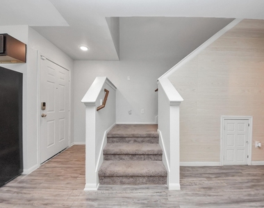 16692 E Ivanhoe - Photo Thumbnail 19