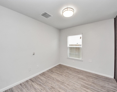 16692 E Ivanhoe - Photo Thumbnail 16