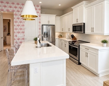 7235 Saona Court - Photo Thumbnail 4