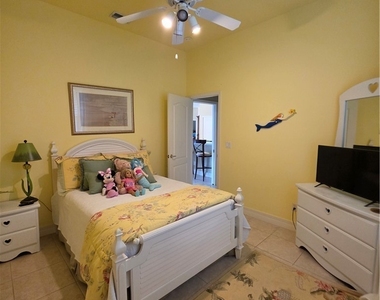 8972 Lely Island Circle - Photo Thumbnail 10
