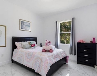 3502 40th Avenue Se - Photo Thumbnail 28