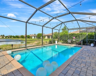 9207 Shadow Oak Lane - Photo Thumbnail 19