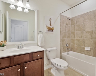 9207 Shadow Oak Lane - Photo Thumbnail 15