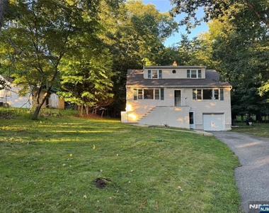 235 Ramapo Hills - Photo Thumbnail 2