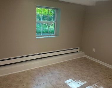 235 Ramapo Hills - Photo Thumbnail 13