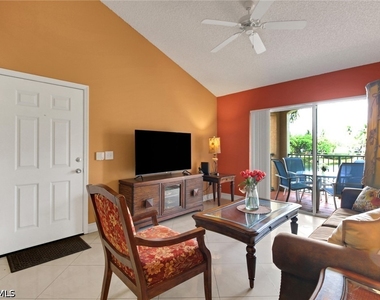 1195 Wildwood Lakes Boulevard - Photo Thumbnail 9