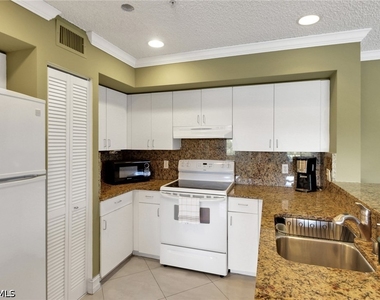 1195 Wildwood Lakes Boulevard - Photo Thumbnail 4