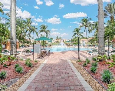 1195 Wildwood Lakes Boulevard - Photo Thumbnail 36