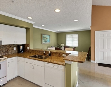 1195 Wildwood Lakes Boulevard - Photo Thumbnail 2
