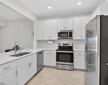 2821 Citrus Street - Photo Thumbnail 3