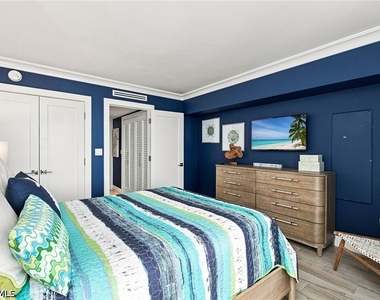 10420 Gulf Shore Drive - Photo Thumbnail 30