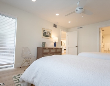 360 10th Avenue S - Photo Thumbnail 16