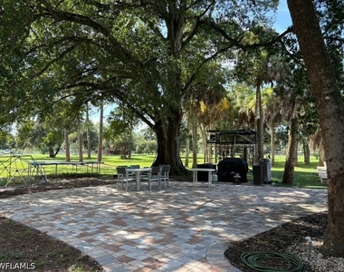 14810 Queen Avenue - Photo Thumbnail 5