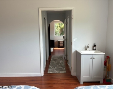 14810 Queen Avenue - Photo Thumbnail 23