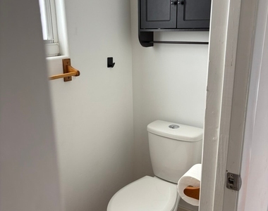 14810 Queen Avenue - Photo Thumbnail 26
