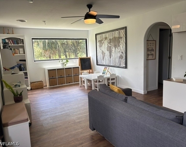 14810 Queen Avenue - Photo Thumbnail 16