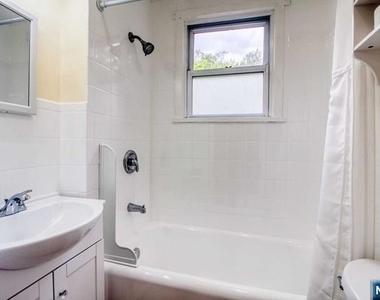 204 Pascack - Photo Thumbnail 7
