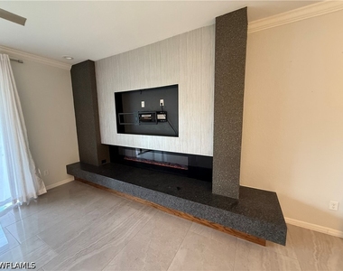 9317 Woodhurst Drive - Photo Thumbnail 9