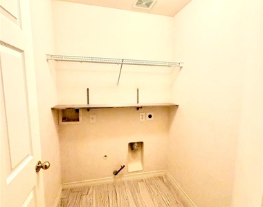 10823 Coral Garden Lane - Photo Thumbnail 13